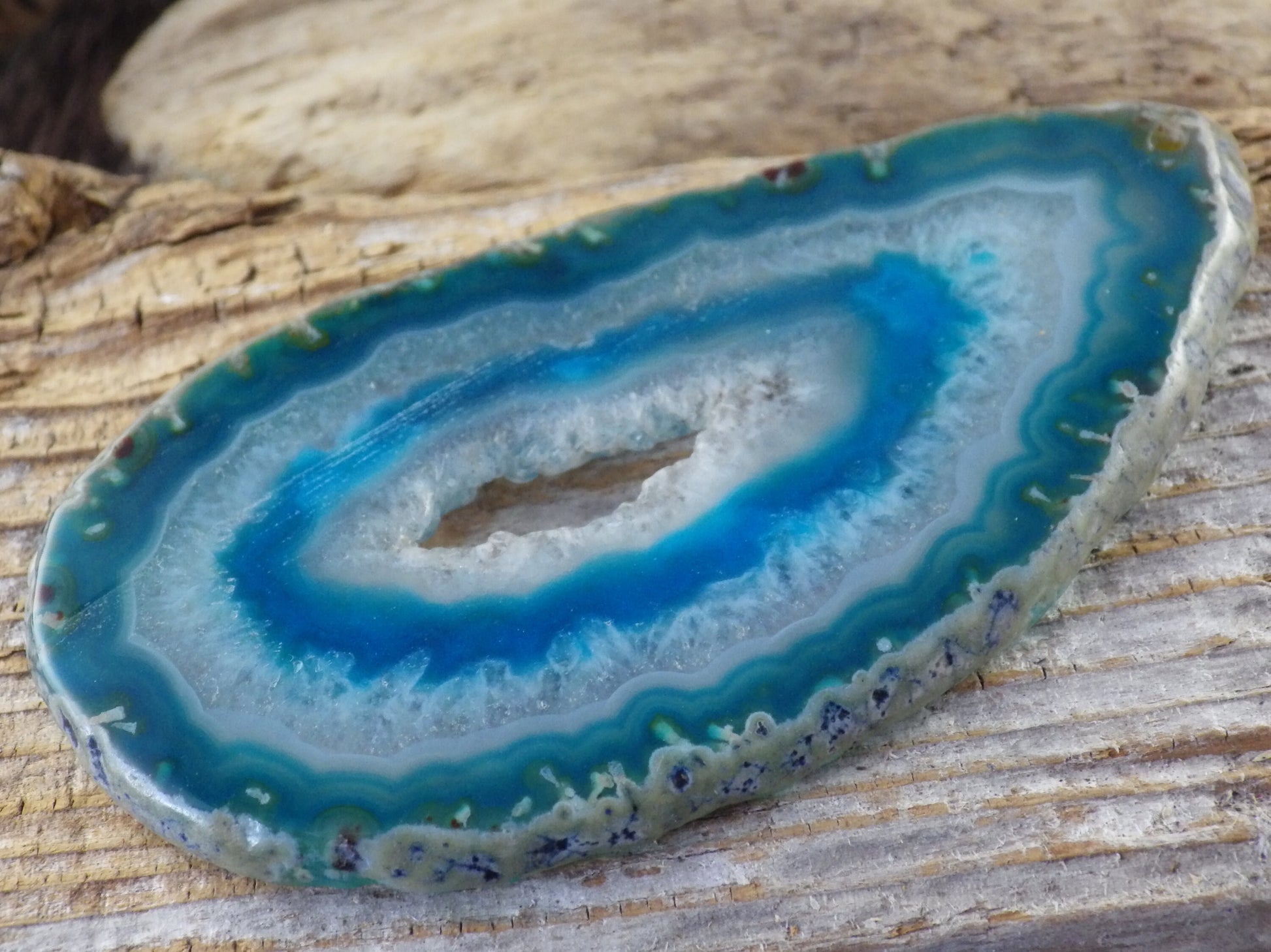 Large Turquoise Blue & White Druzy Quartz Geode Slice Pendant 94x48mm, Semi Precious Gemstone, Flat Back Loose Stone, Jewellery Supplies S2